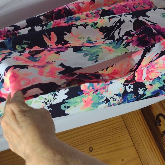 Gorgeous 12pm by Mon Ami, sz Lg - Picture 5 of 15